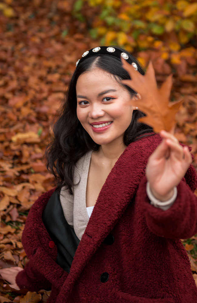 images/Portraitphotoshooting/Portrait_031.jpg#joomlaImage://local-images/Portraitphotoshooting/Portrait_031.jpg?width=650&height=1000