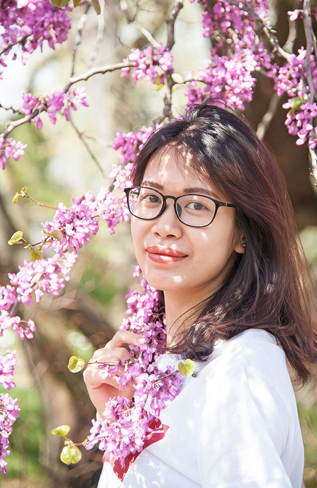 images/Portraitphotoshooting/Portrait_035.jpg#joomlaImage://local-images/Portraitphotoshooting/Portrait_035.jpg?width=650&height=1000